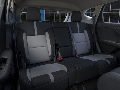 Used 2025 Chevrolet Blazer LT w/ Midnight/Sport Edition FWD image 17