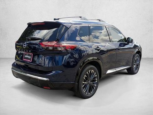 New 2026 Nissan Rogue Platinum AWD/4WD image 2