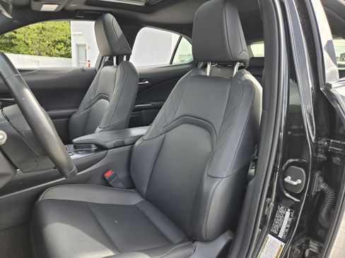 Used 2025 Lexus UX 300h FWD w/ Accessory Package (Z1) image 14
