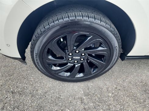 Certified 2024 Lincoln Navigator Reserve AWD/4WD image 8