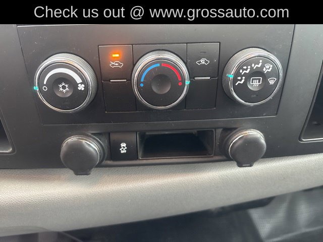 Used 2014 Chevrolet Silverado 2500 W/T w/ Snow Plow Prep Package AWD/4WD image 14