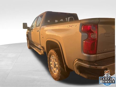 Used 2024 Chevrolet Silverado 3500 LT w/ Convenience Package image 12