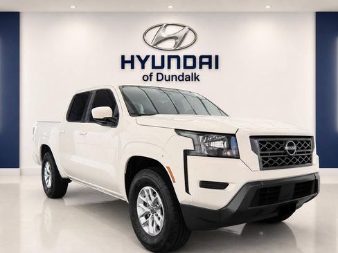 Used 2024 Nissan Frontier SV w/ Technology Package RWD image 1