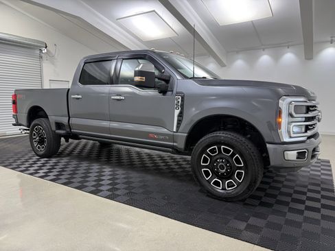 Used 2024 Ford F350 Platinum image 1