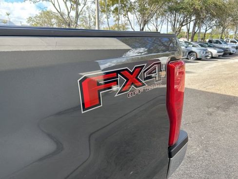 Used 2017 Ford F250 Lariat w/ Lariat Ultimate Package image 20