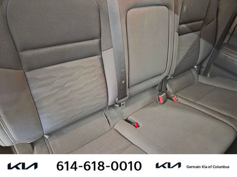 Used 2023 Nissan Frontier SV RWD image 18