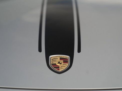 Used 2025 Porsche 718 Boxster RWD image 34