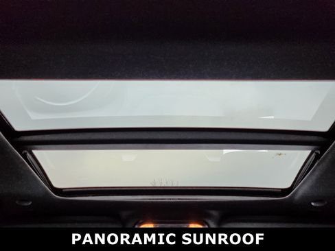 Certified 2021 Jeep Grand Cherokee Overland image 3