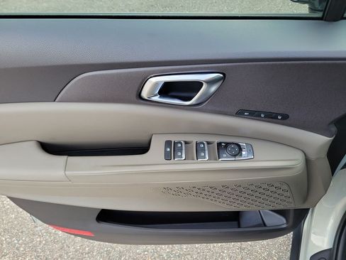 New 2026 Kia Carnival SX FWD image 21
