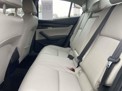 Used 2019 MAZDA MAZDA3 Sedan image 13