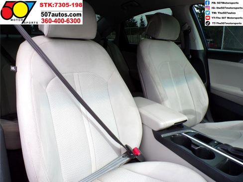 Used 2015 Hyundai Sonata SE image 30