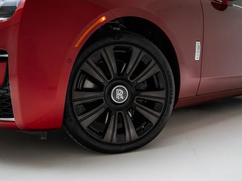 Used 2024 Rolls-Royce Ghost AWD/4WD image 46
