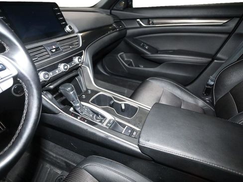 Used 2020 Honda Accord Sport image 19