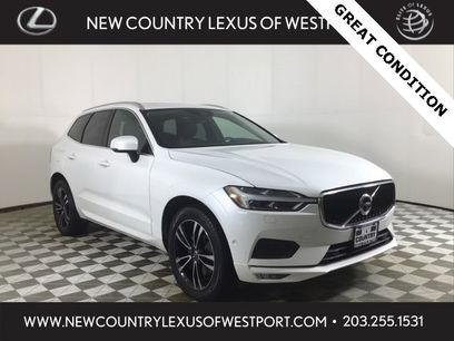 Used 2018 Volvo XC60 T6 Momentum w/ Advanced Package