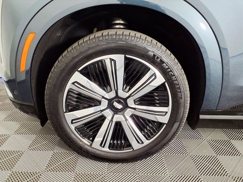 Certified 2026 Cadillac Escalade IQ Luxury 1 image 7