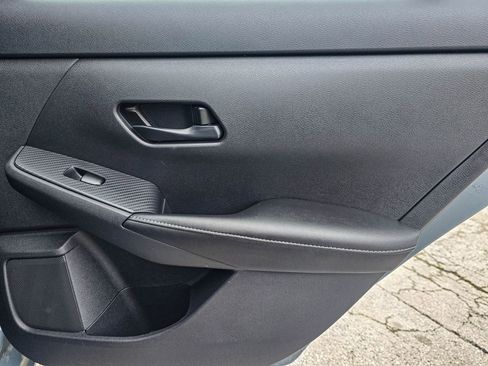 Used 2024 Nissan Sentra SV FWD image 34