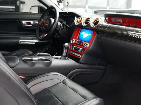 Used 2019 Ford Mustang GT Premium w/ Equipment Group 401A RWD image 5