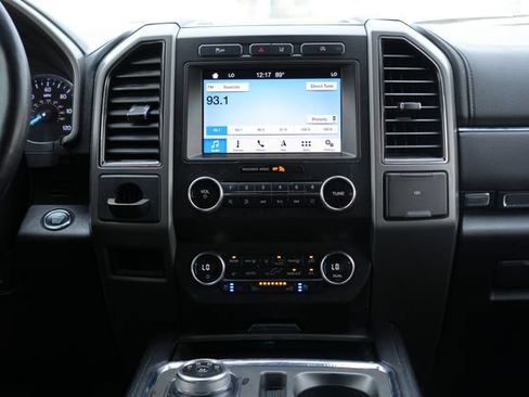 Used 2019 Ford Expedition XLT w/ Equipment Group 202A RWD image 22