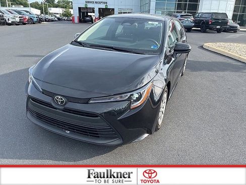 Certified 2025 Toyota Corolla LE FWD image 16