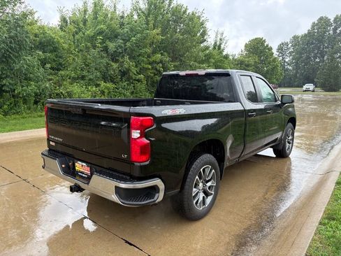 Used 2025 Chevrolet Silverado 1500 LT AWD/4WD image 9