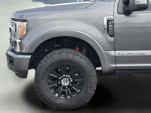 Used 2022 Ford F250 Platinum w/ Tremor Off-Road Package AWD/4WD image 9
