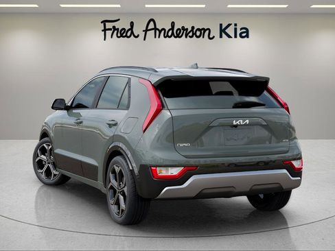 New 2025 Kia Niro EX Touring image 4