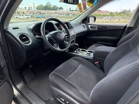 Used 2015 Nissan Pathfinder SV w/ Cargo Package FWD image 9