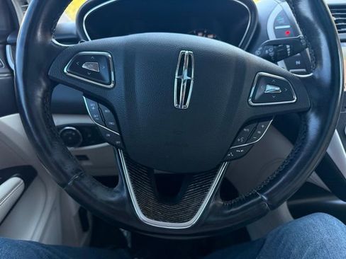 Used 2018 Lincoln MKC Black Label w/ Lincoln MKC Climate Package image 12