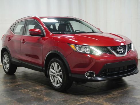 Used 2017 Nissan Rogue Sport SV w/ SV Premium Package AWD/4WD image 1