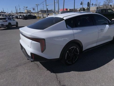 Used 2025 Kia K4 GT-Line w/ GT-Line Sunroof Package image 12