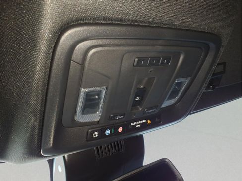 Used 2024 Chevrolet Silverado 1500 High Country w/ Midnight Edition image 27