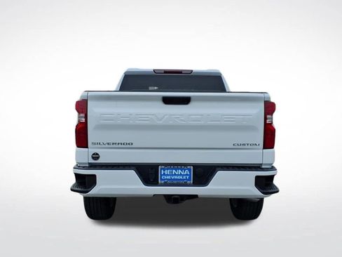 New 2026 Chevrolet Silverado 1500 Custom RWD image 4