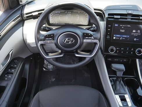 Used 2023 Hyundai Tucson SEL AWD/4WD image 17