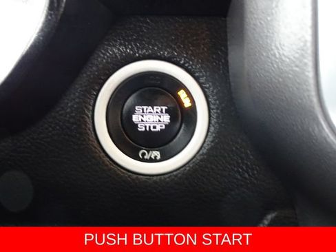 Used 2023 RAM 1500 Big Horn AWD/4WD image 9