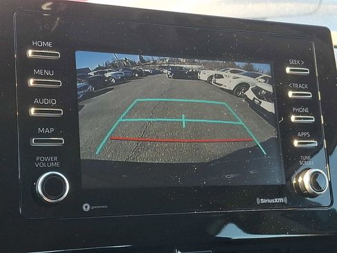 Used 2021 Toyota Camry LE image 15