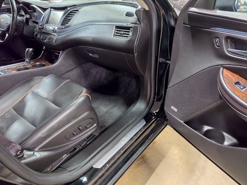 Used 2015 Chevrolet Impala LTZ FWD image 16