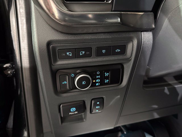 Used 2024 Ford F150 Platinum w/ Equipment Group 702A High AWD/4WD image 17