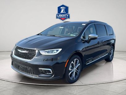 New 2026 Chrysler Pacifica Pinnacle