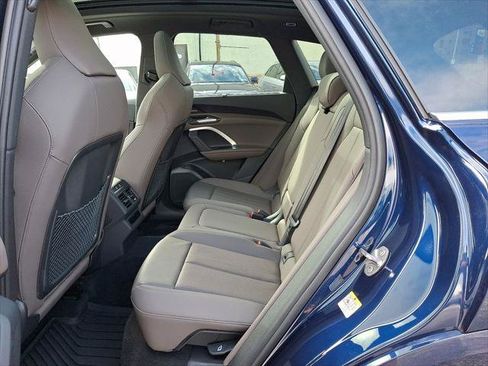 Used 2025 Audi Q5 Premium Plus w/ Premium Plus AWD/4WD image 10