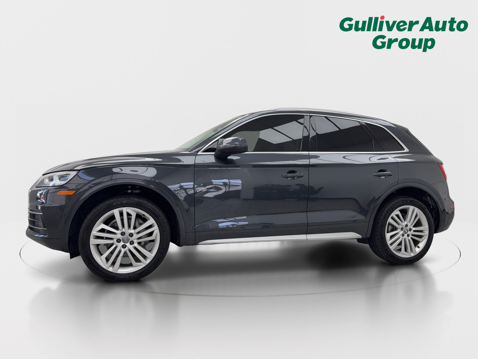 Used 2019 Audi Q5 2.0T Premium Plus w/ Premium Plus Package AWD/4WD image 2