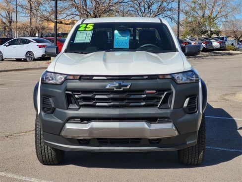 Certified 2025 Chevrolet Colorado Trail Boss image 5
