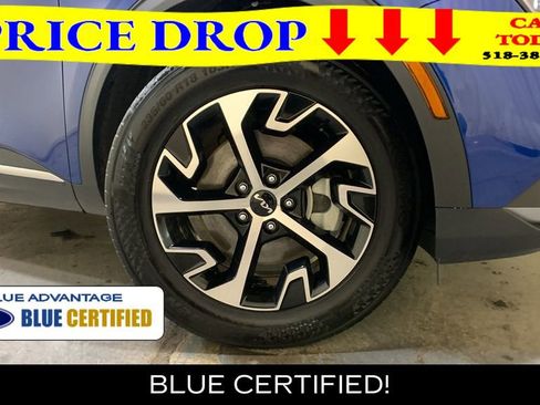 Used 2025 Kia Sportage EX AWD/4WD image 9
