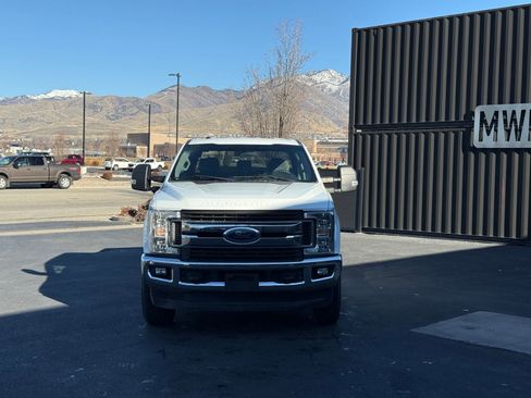 Used 2019 Ford F350 XLT w/ XLT Value Package image 2