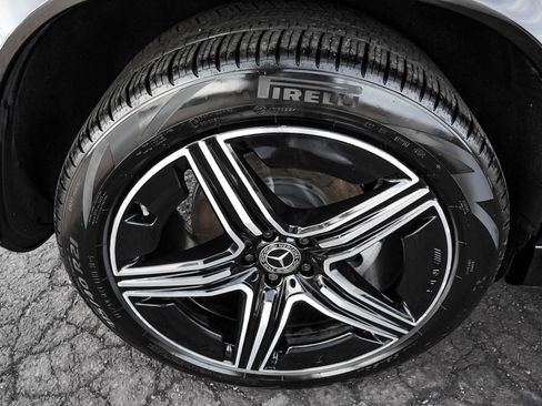 Used 2025 Mercedes-Benz GLE 350 4MATIC image 7