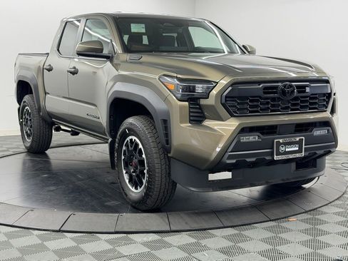 New 2026 Toyota Tacoma TRD Off-Road AWD/4WD image 7