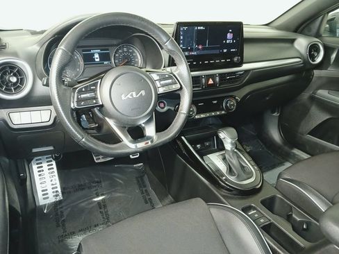 Used 2023 Kia Forte GT-Line w/ GT-Line Premium Package FWD image 8