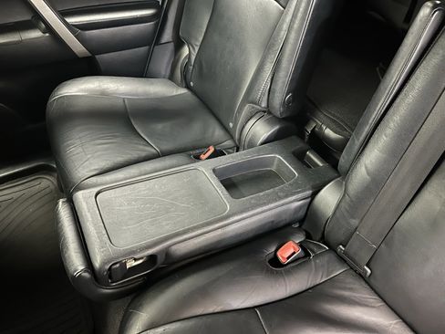 Used 2011 Toyota Highlander SE image 15