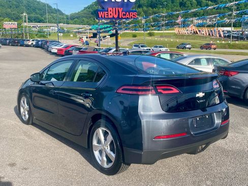 Used 2011 Chevrolet Volt Premium w/ Premium Trim Package FWD image 5