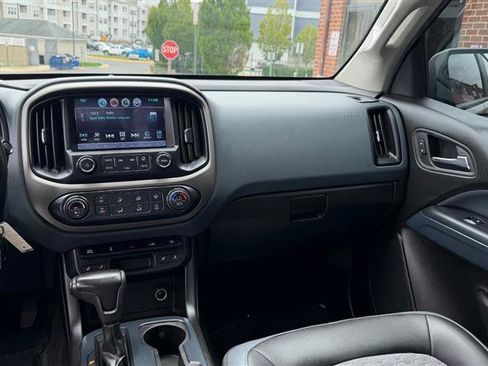 Used 2016 Chevrolet Colorado Z71 AWD/4WD image 24