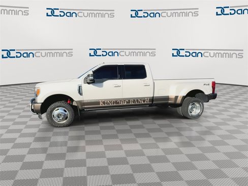 Used 2017 Ford F350 King Ranch w/ King Ranch Ultimate Package image 5